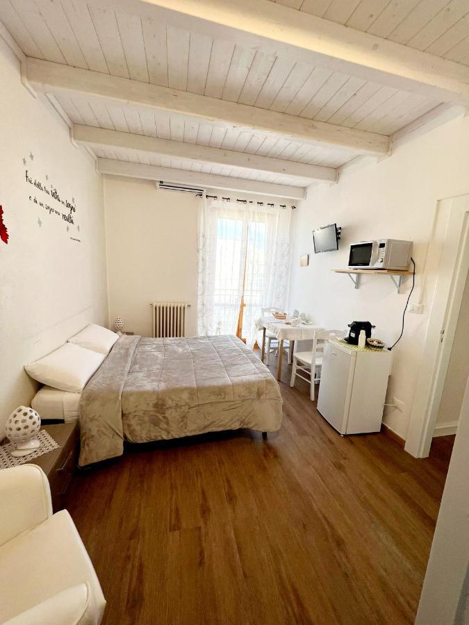 Il Girasole Bed & Breakfast Ostuni Ngoại thất bức ảnh