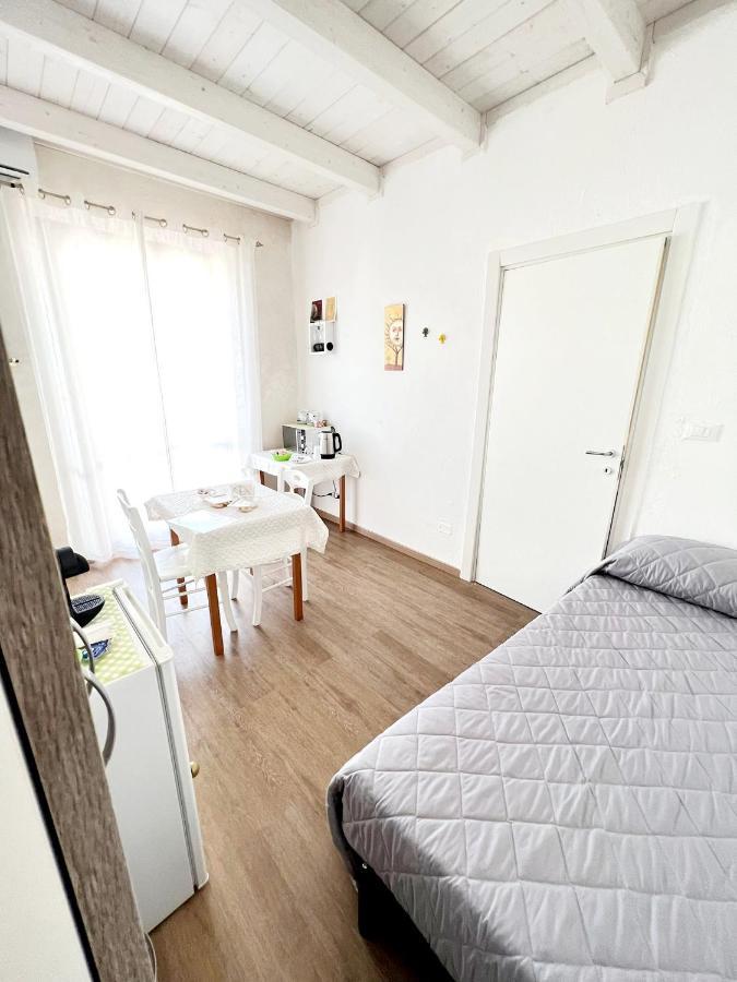Il Girasole Bed & Breakfast Ostuni Ngoại thất bức ảnh